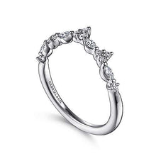 Load image into Gallery viewer, Diamond Cluster Trillian &amp; Oval Anniversary Band