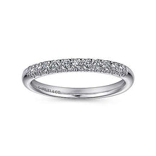 Load image into Gallery viewer, Pave Diamond Wedding Band