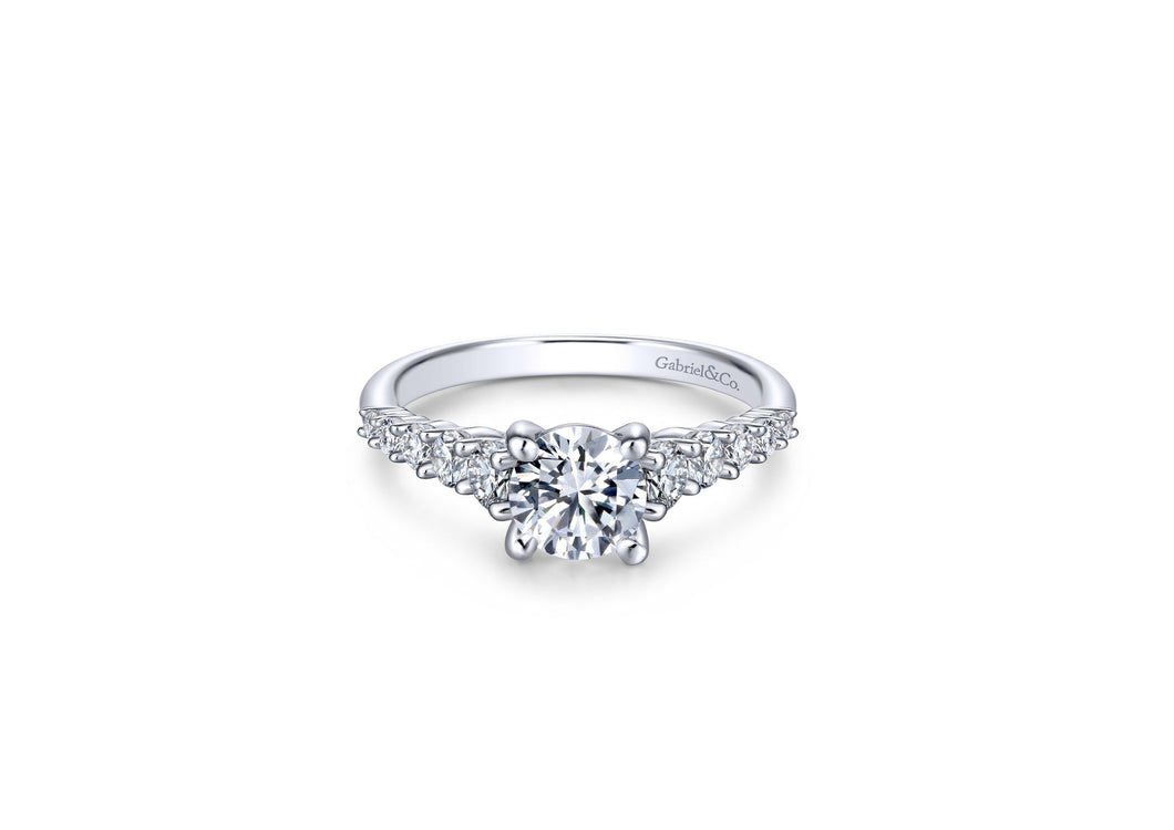 Graduated Diamonds Semi Mount Engagement Ring
