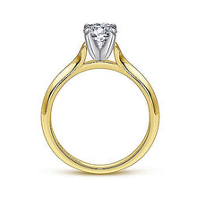 Load image into Gallery viewer, Yellow Gold Solitaire Engagement Ring