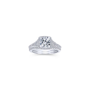 Diamond Halo Round Engagement Ring