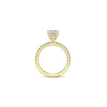Load image into Gallery viewer, 14k Yellow Gold Classic Diamond Engagement Ring