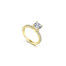 Load image into Gallery viewer, 14k Yellow Gold Classic Diamond Engagement Ring