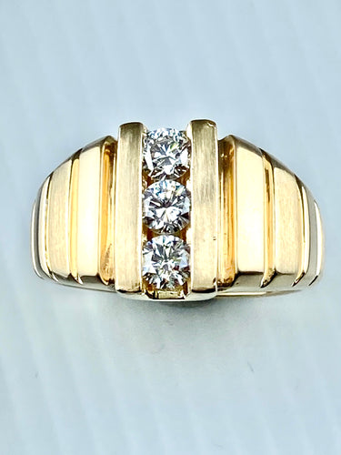 Men's Yellow Gold & Diamond Ring