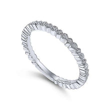 Load image into Gallery viewer, Scalloped Wedding Band