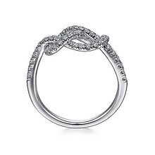 Load image into Gallery viewer, Love Knot Diamond Ring