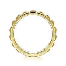 Load image into Gallery viewer, Gold Pyramid Ring