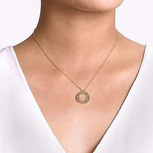 Load image into Gallery viewer, 14k Yellow Gold Twisted Rope &amp; Multi Circle Necklace