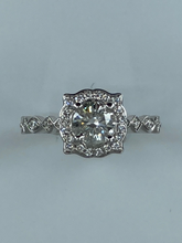 Load image into Gallery viewer, Vintage Style Engagement Ring